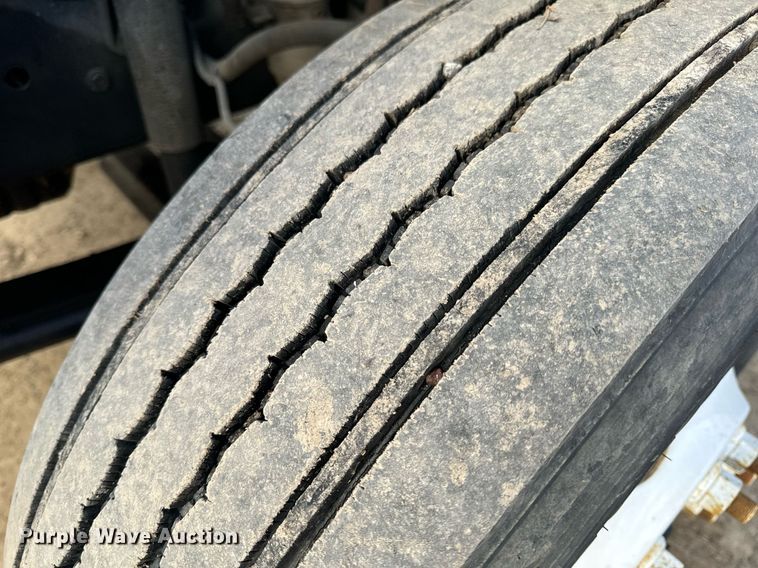 image for item NM9299 2007 Freightliner Business Class M2  refrigerated truck