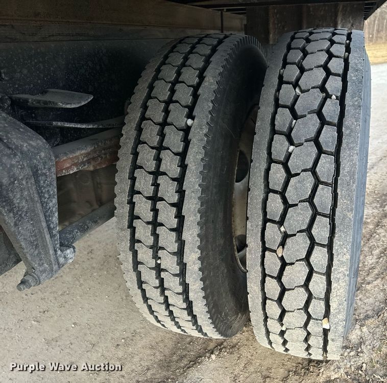 image for item NM9299 2007 Freightliner Business Class M2  refrigerated truck