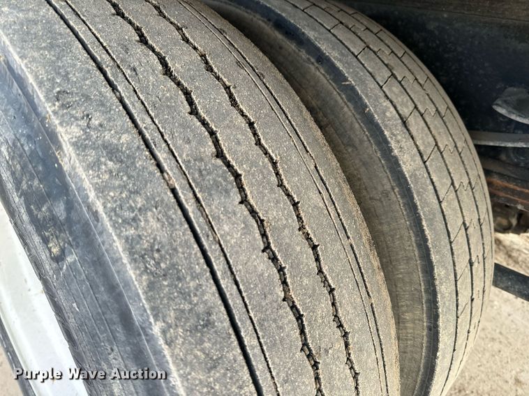 image for item NM9299 2007 Freightliner Business Class M2  refrigerated truck