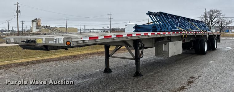 image for item NN9428 2013 Reitnouer  flatbed trailer