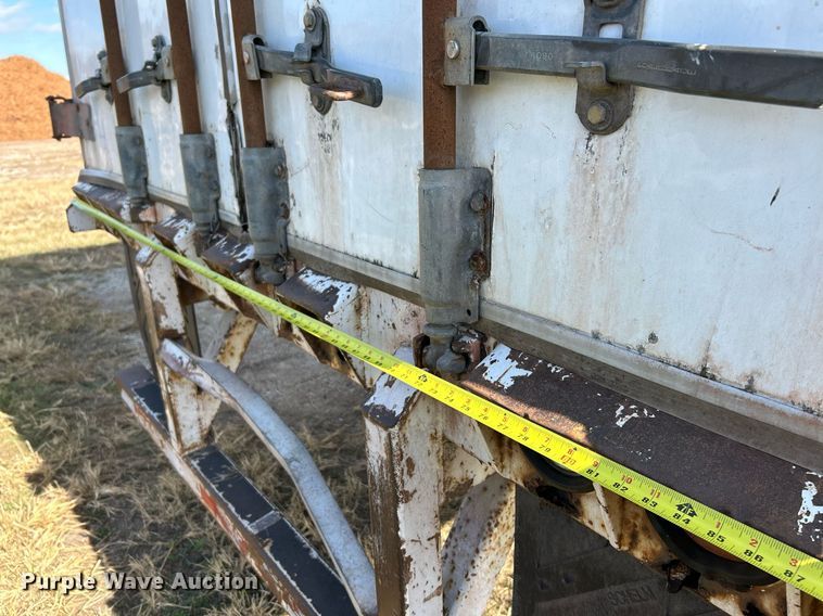 image for item NR9412 2005 Imco walking floor trailer