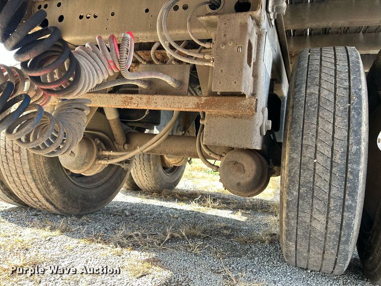 image for item NR9412 2005 Imco walking floor trailer