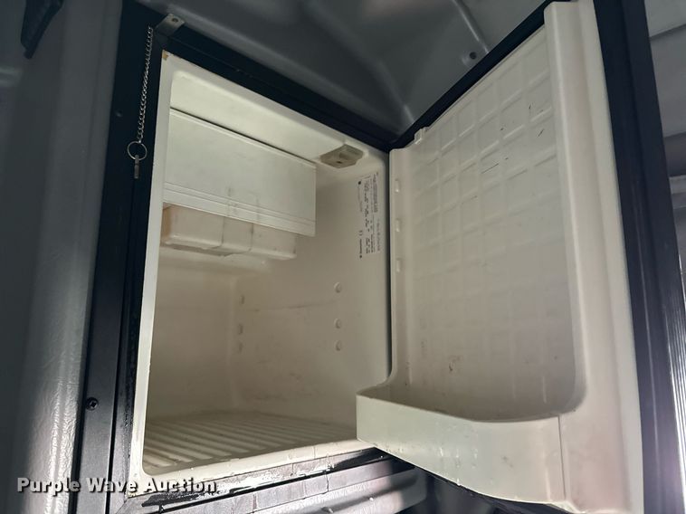 image for item NU9339 2007 Peterbilt 378 semi truck