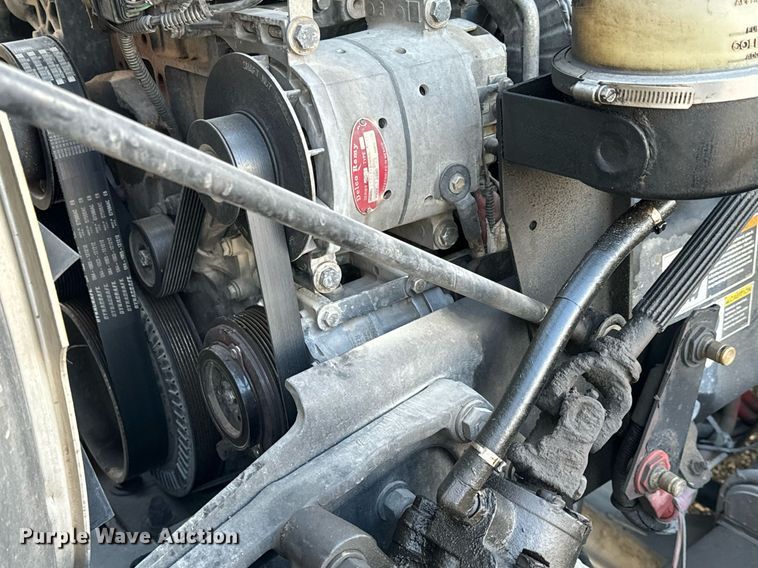 image for item NU9340 2018 Kenworth  T680 semi truck