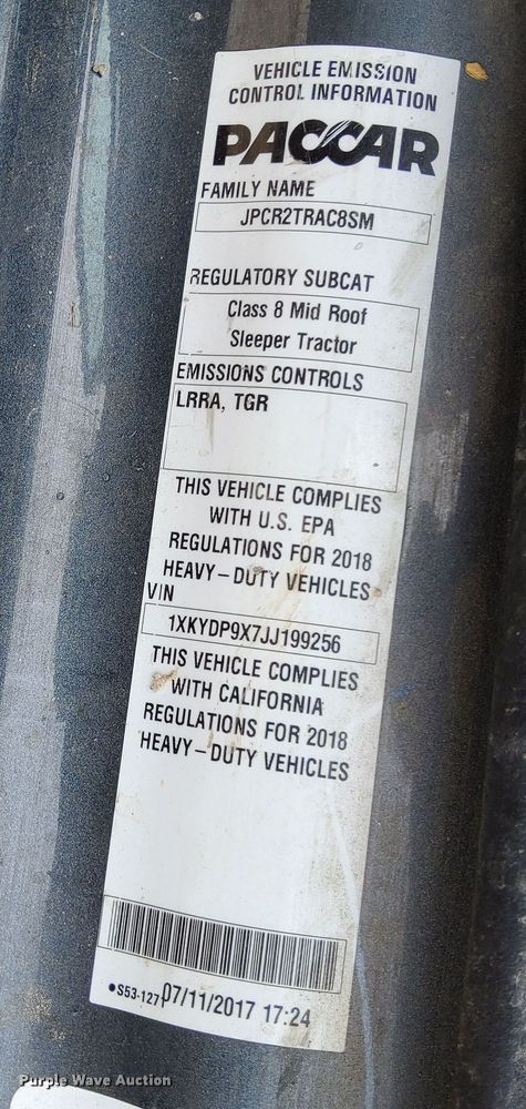 image for item NU9340 2018 Kenworth  T680 semi truck