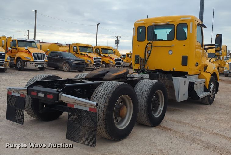 image for item NZ9270 2019 Kenworth  T680 semi truck