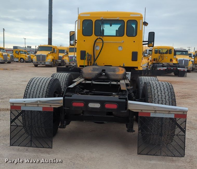 image for item NZ9270 2019 Kenworth  T680 semi truck