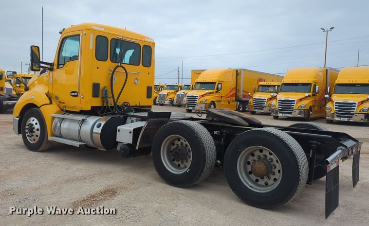 image for item NZ9270 2019 Kenworth  T680 semi truck