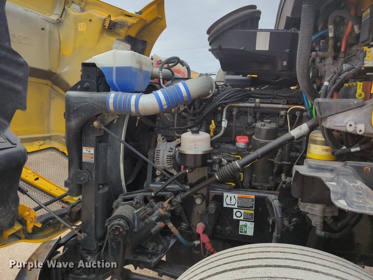 image for item NZ9270 2019 Kenworth  T680 semi truck