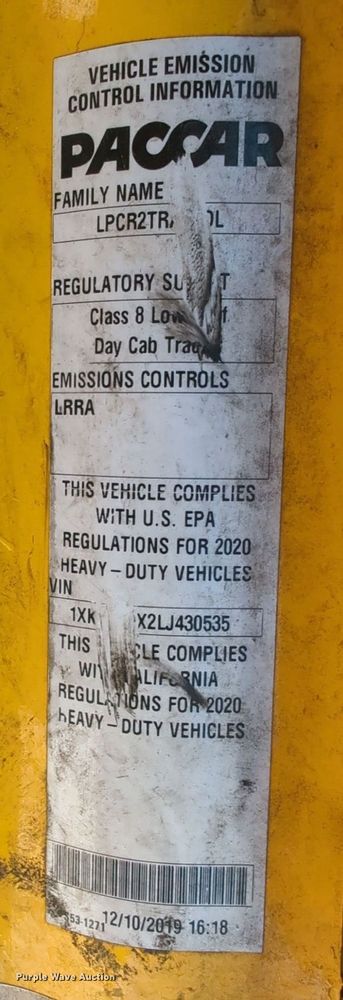 image for item NZ9272 2020 Kenworth T680 semi truck