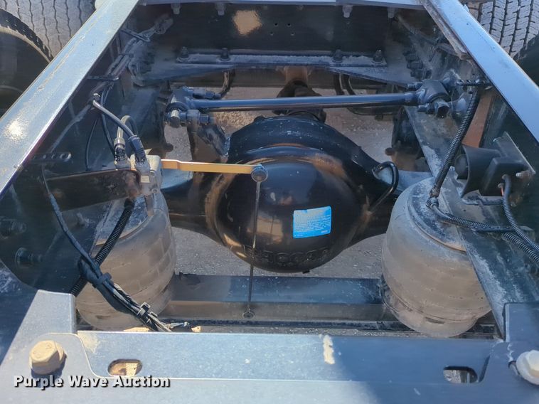 image for item NZ9280 2020 Kenworth T680 semi truck