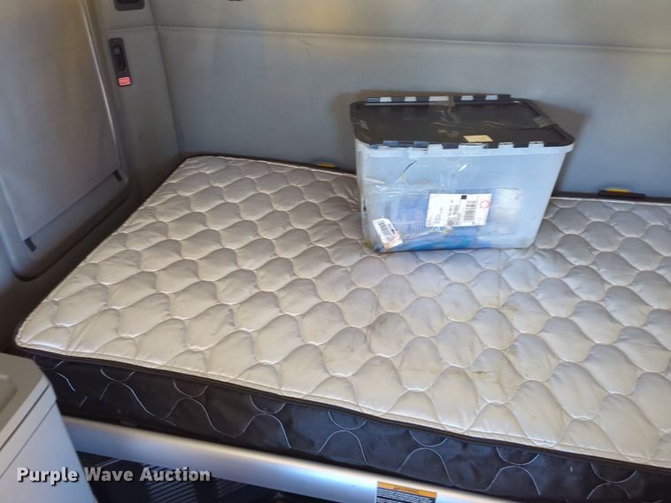 image for item NZ9280 2020 Kenworth T680 semi truck