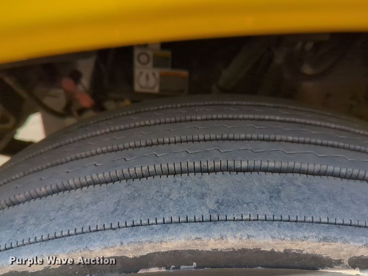 image for item NZ9280 2020 Kenworth T680 semi truck