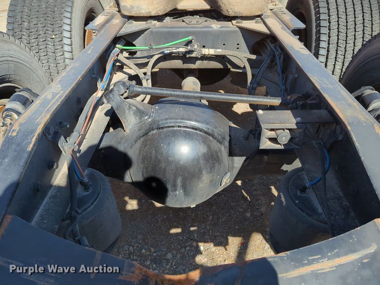 image for item NZ9281 2018 Freightliner  Cascadia 125 semi truck