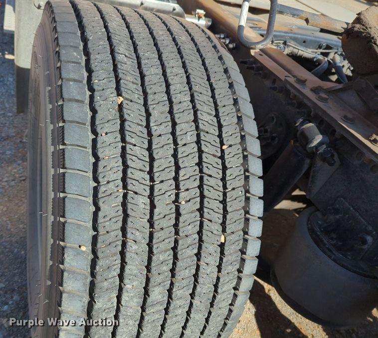 image for item NZ9281 2018 Freightliner  Cascadia 125 semi truck