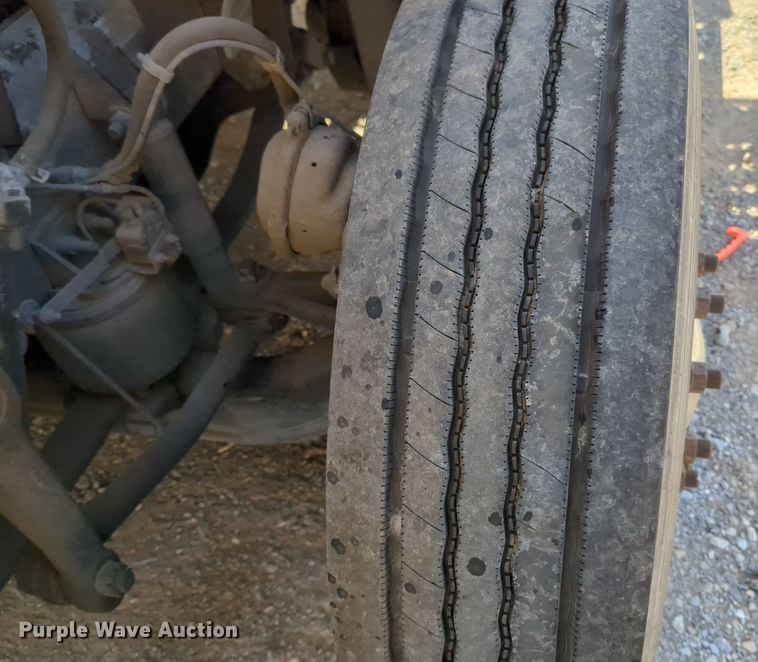 image for item NZ9281 2018 Freightliner  Cascadia 125 semi truck