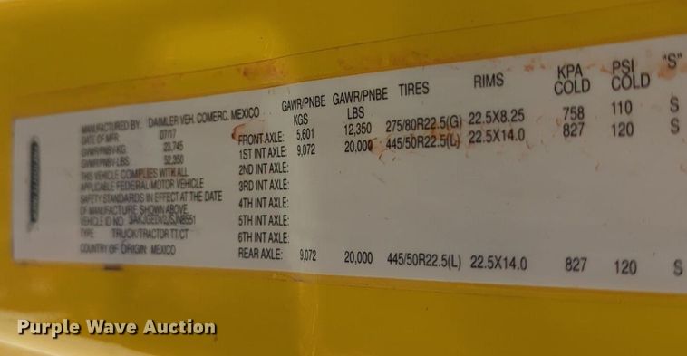 image for item NZ9281 2018 Freightliner  Cascadia 125 semi truck