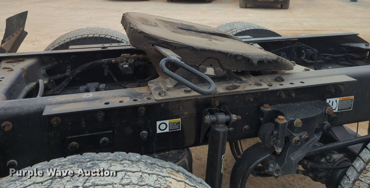 image for item NZ9282 2020 Kenworth  T680 semi truck