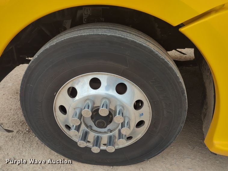 image for item NZ9282 2020 Kenworth  T680 semi truck