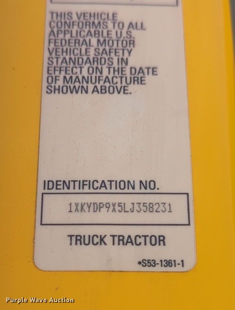 image for item NZ9282 2020 Kenworth  T680 semi truck