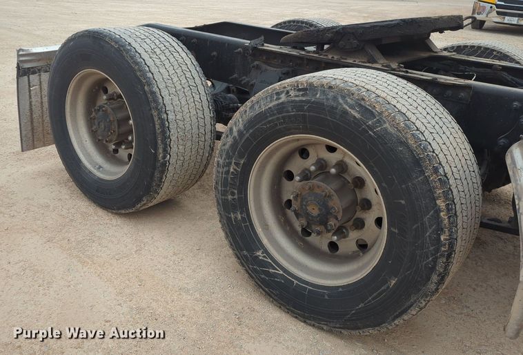 image for item NZ9283 2018 Freightliner Cascadia 125 semi truck