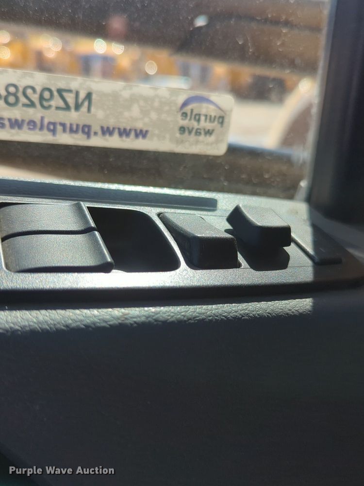 image for item NZ9284 2020 Kenworth T680 semi truck