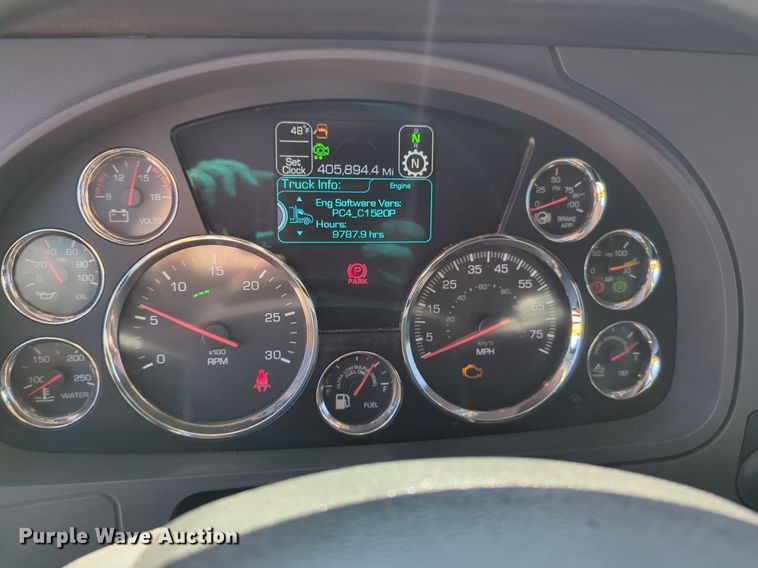 image for item NZ9284 2020 Kenworth T680 semi truck