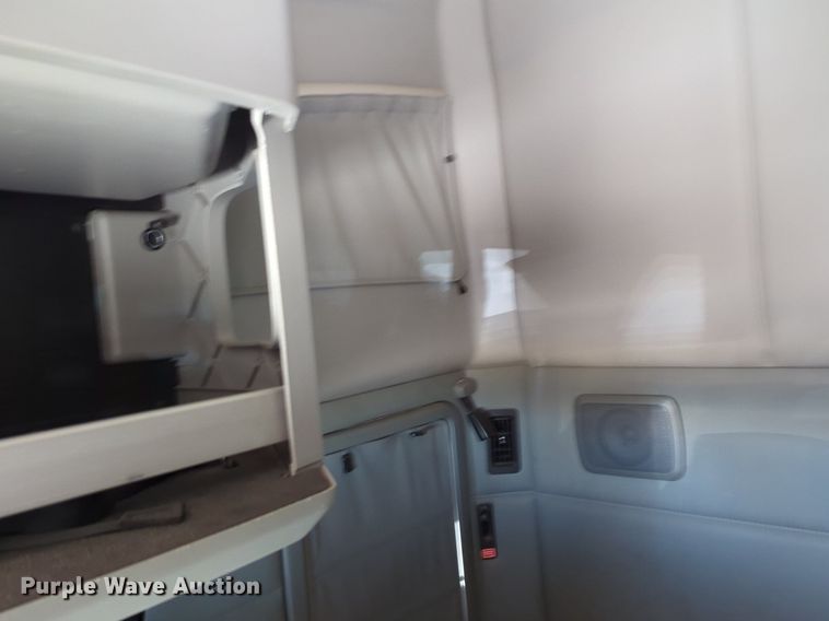 image for item NZ9284 2020 Kenworth T680 semi truck