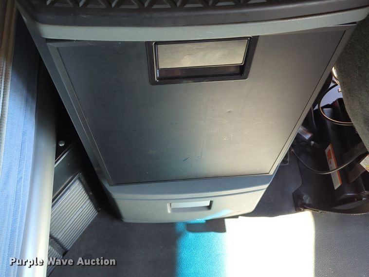 image for item NZ9284 2020 Kenworth T680 semi truck