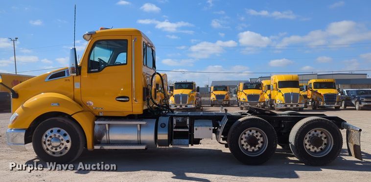 image for item NZ9285 2020 Kenworth T680 semi truck