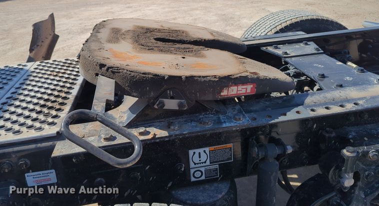 image for item NZ9285 2020 Kenworth T680 semi truck