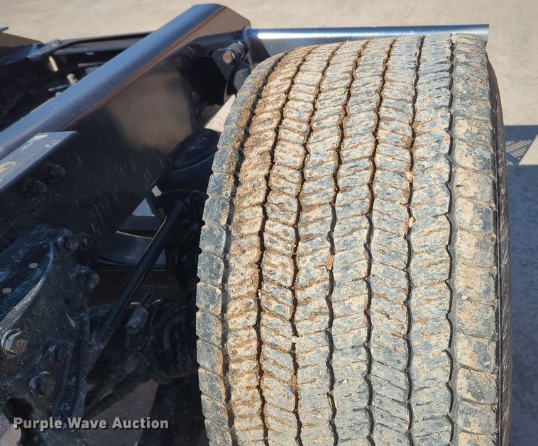 image for item NZ9285 2020 Kenworth T680 semi truck