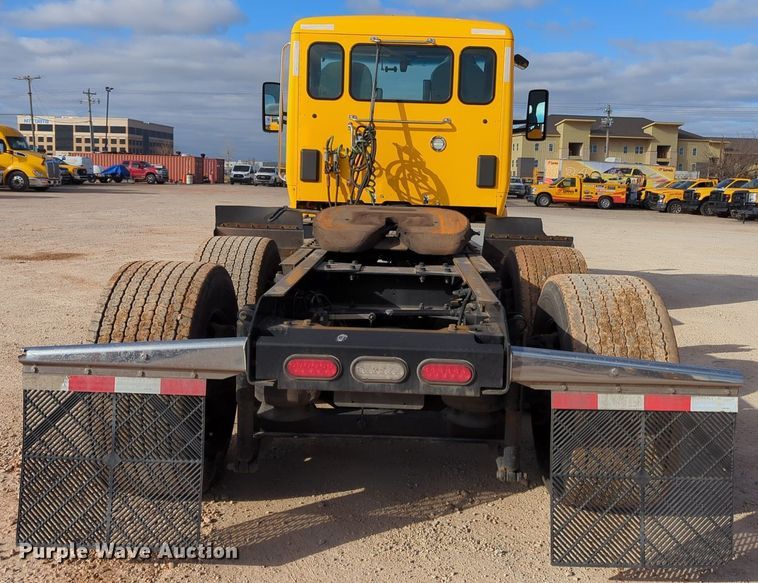 image for item NZ9288 2020 Kenworth T680 semi truck