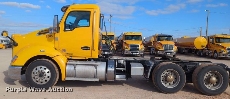 image for item NZ9288 2020 Kenworth T680 semi truck