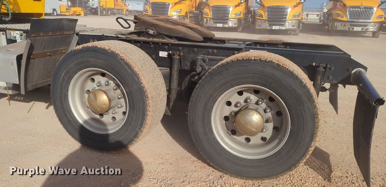 image for item NZ9288 2020 Kenworth T680 semi truck