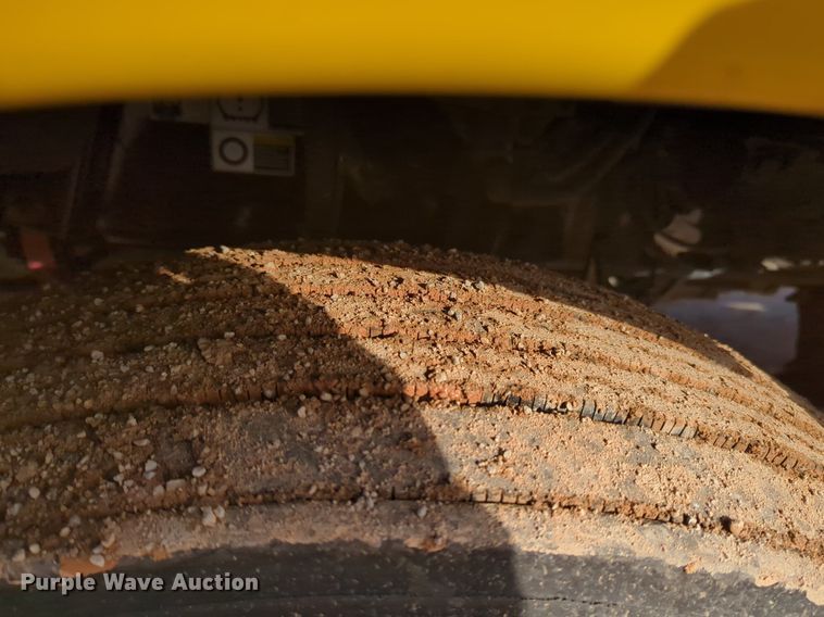 image for item NZ9288 2020 Kenworth T680 semi truck