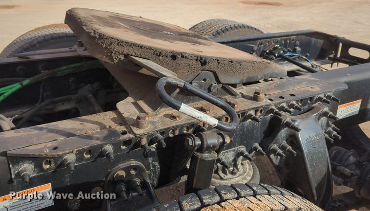 image for item NZ9289 2020 Freightliner Cascadia 126 semi truck