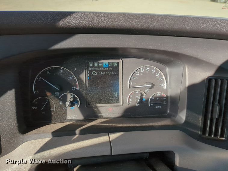 image for item NZ9289 2020 Freightliner Cascadia 126 semi truck