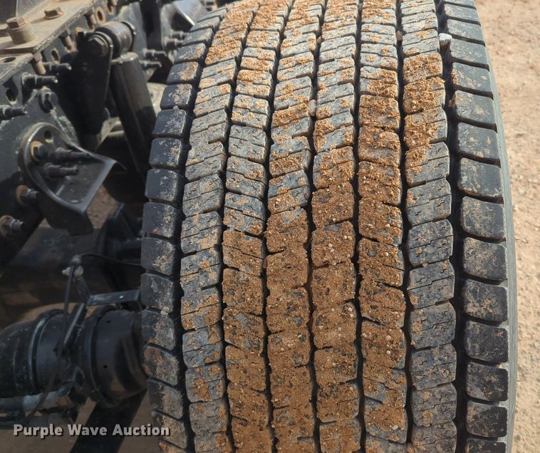 image for item NZ9289 2020 Freightliner Cascadia 126 semi truck