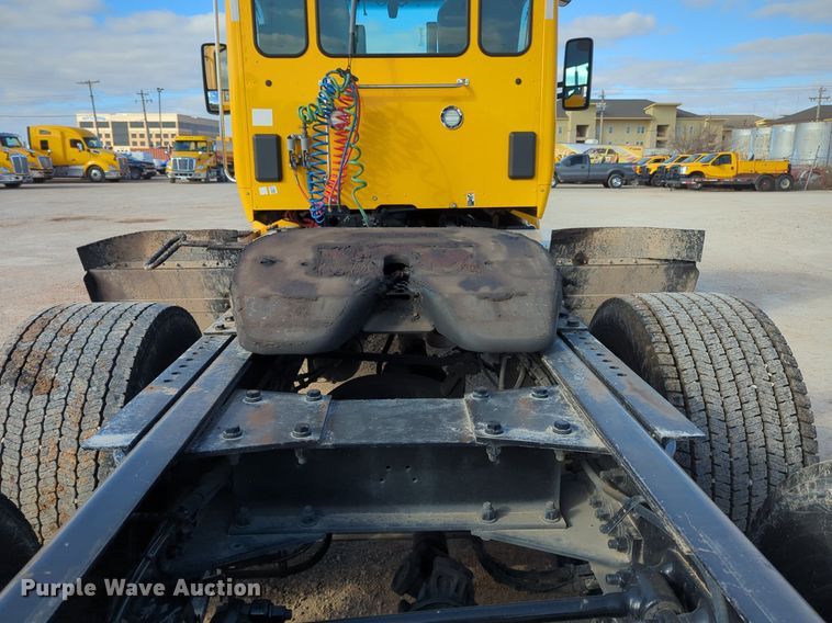 image for item NZ9290 2020 Kenworth  T680 semi truck