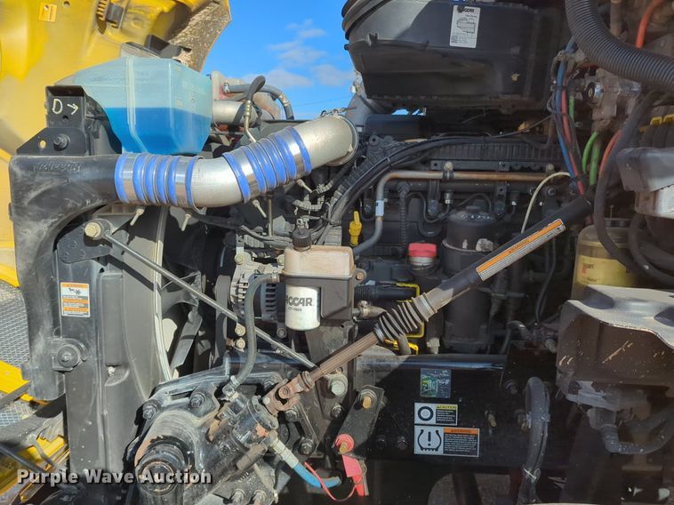 image for item NZ9290 2020 Kenworth  T680 semi truck