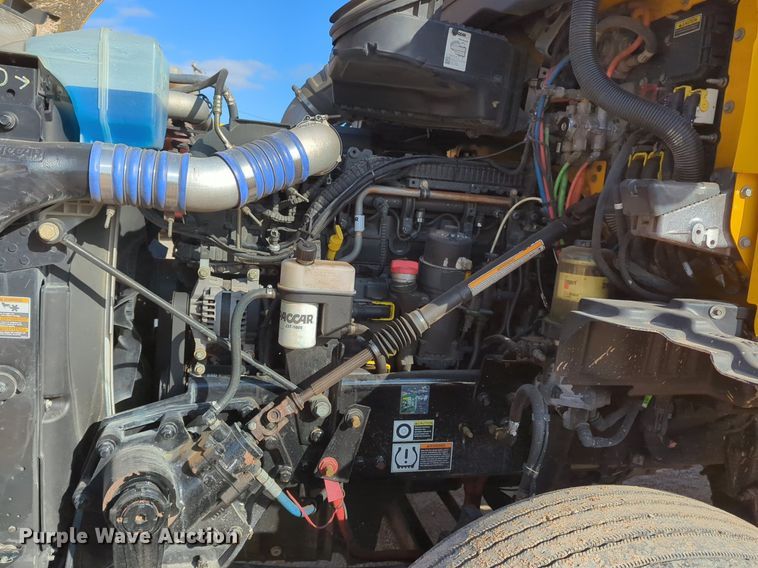 image for item NZ9290 2020 Kenworth  T680 semi truck