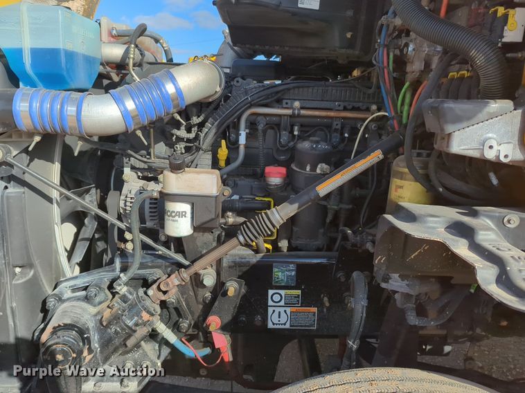 image for item NZ9290 2020 Kenworth  T680 semi truck