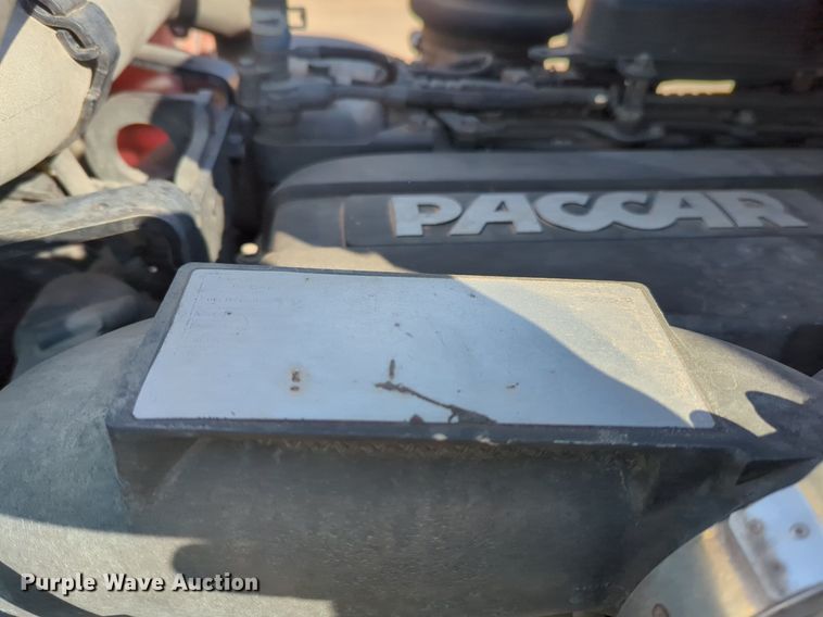 image for item NZ9290 2020 Kenworth  T680 semi truck