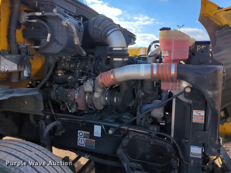 image for item NZ9290 2020 Kenworth  T680 semi truck