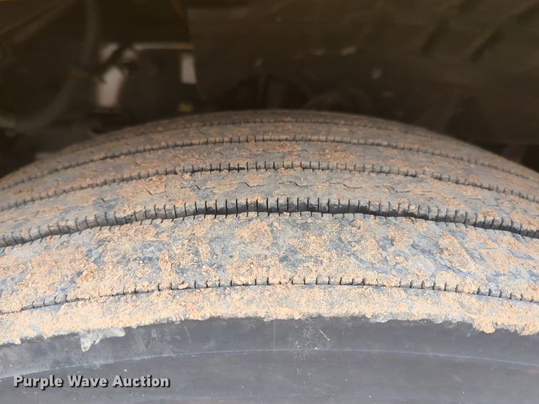 image for item NZ9291 2020 Freightliner  Cascadia 126 semi truck