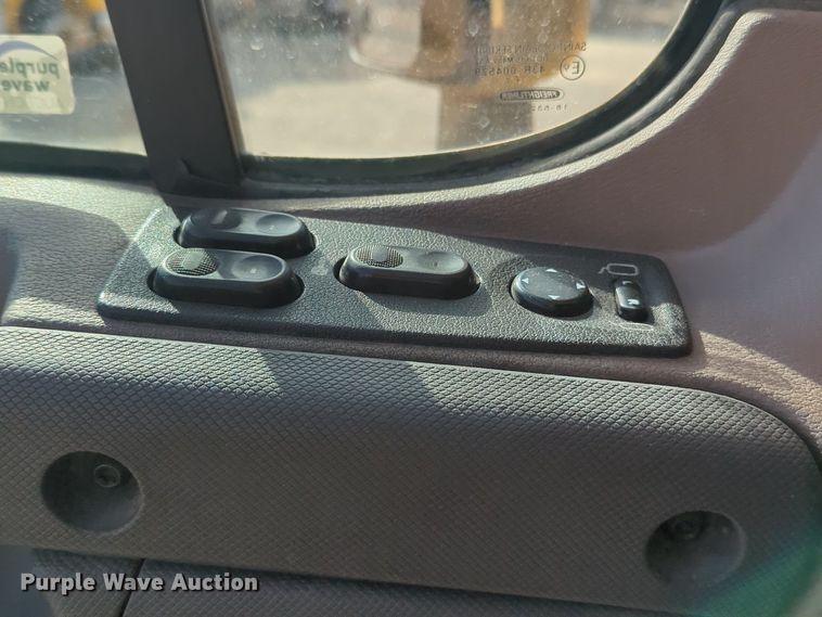 image for item NZ9296 2018 Freightliner Cascadia 125 semi truck