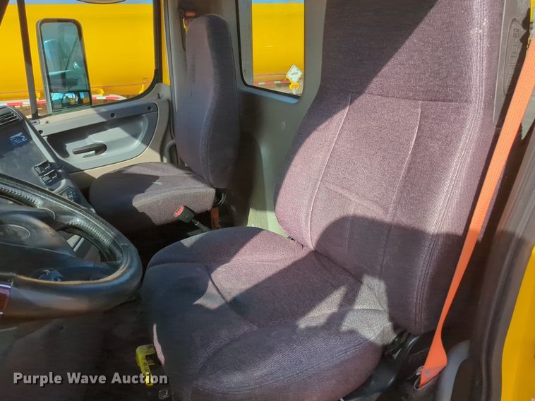 image for item NZ9296 2018 Freightliner Cascadia 125 semi truck