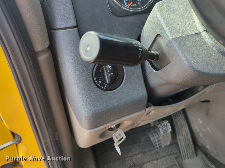 image for item NZ9296 2018 Freightliner Cascadia 125 semi truck