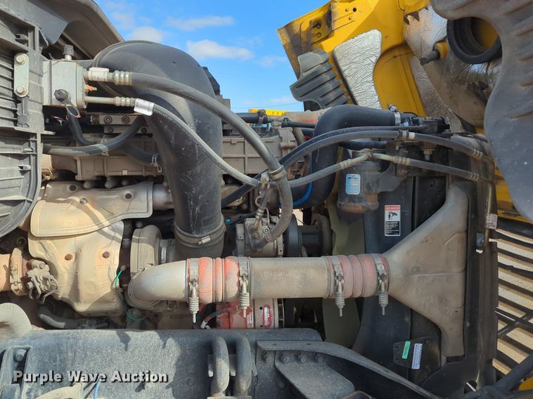 image for item NZ9296 2018 Freightliner Cascadia 125 semi truck